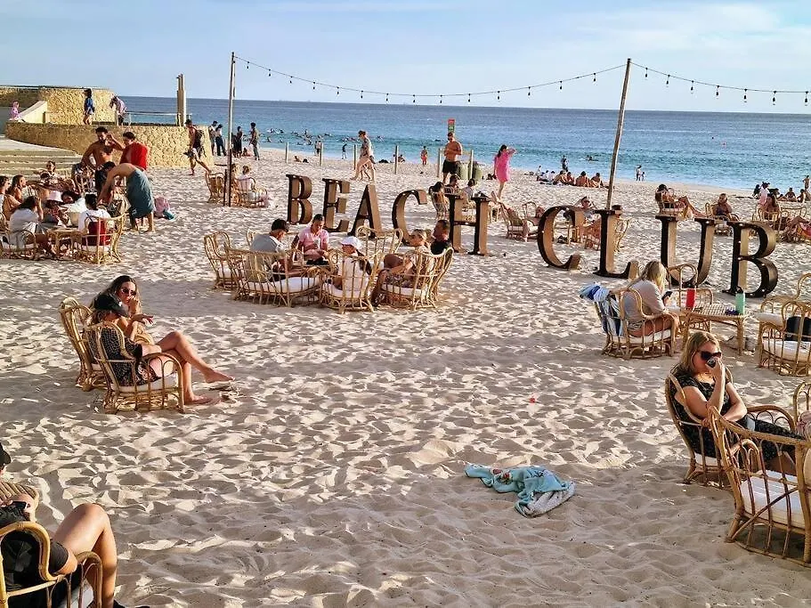 Oceanic Escape 50M To Beach Perth Apartman